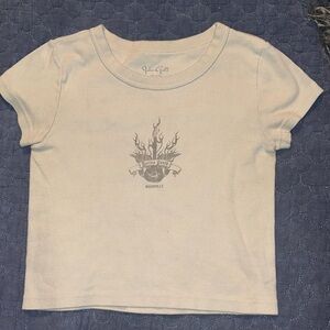 Women Brandy Melville, Paxon, so I small beige new without tags cropped T